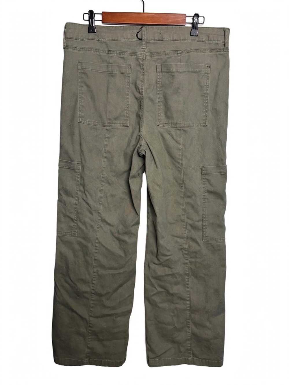 Celebrity Pink Men's Olive Cargo Pants